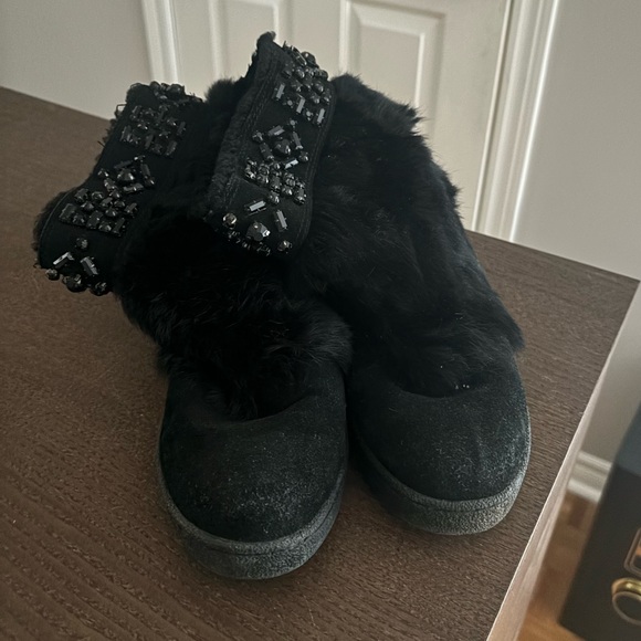 Tory Burch real fur suede booties - Picture 3 of 3